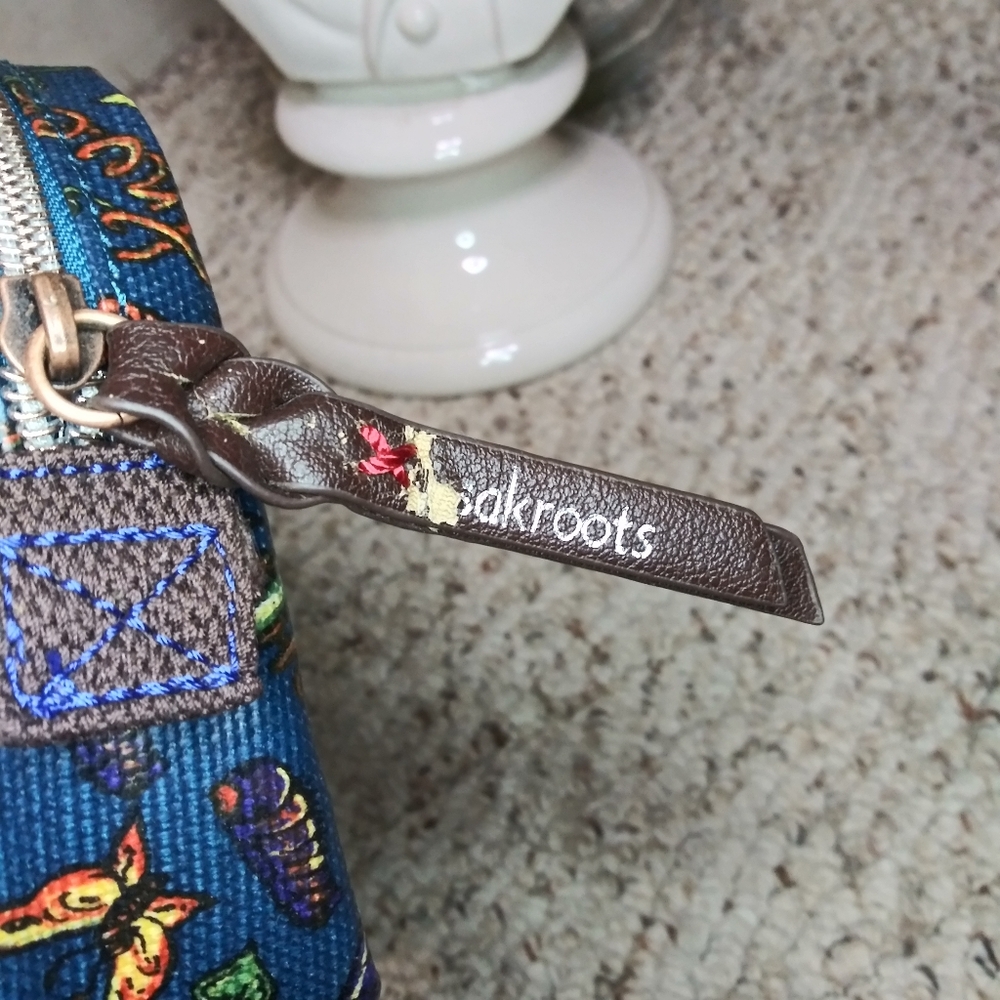 Sakroots "Love Love" Boho Multi Blue & Orange Floral, Zip Top Make-up Case - Picture 4 of 8